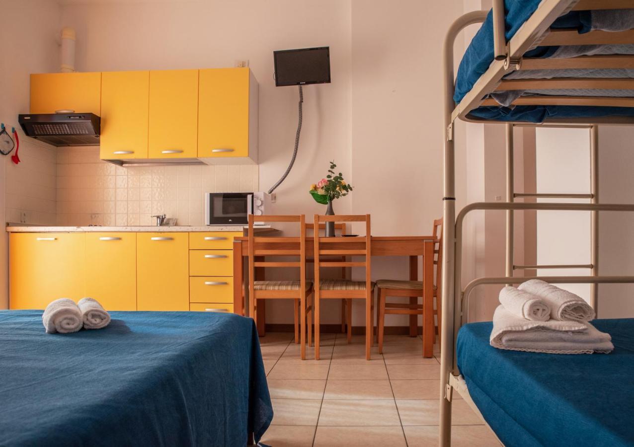 Residence Nobel Rimini Esterno foto