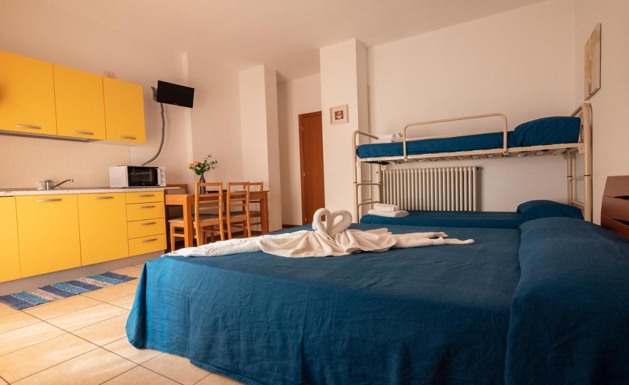 Residence Nobel Rimini Esterno foto