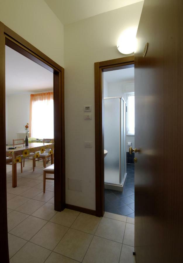 Residence Nobel Rimini Esterno foto